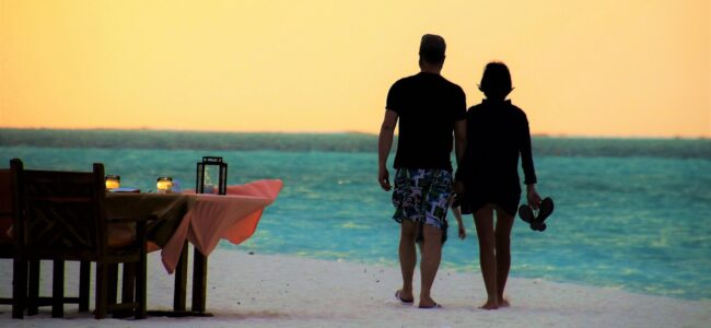 beach-g504671dfb_1920